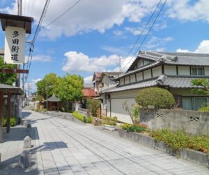 伊丹市多田街道